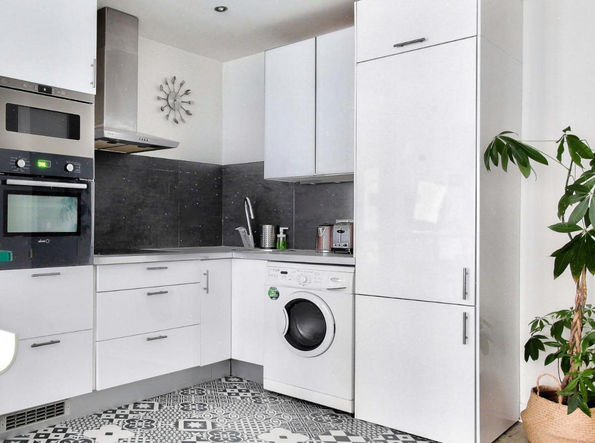 Appartement Quartier Tour Eiffel Free Netflix パリ エクステリア 写真