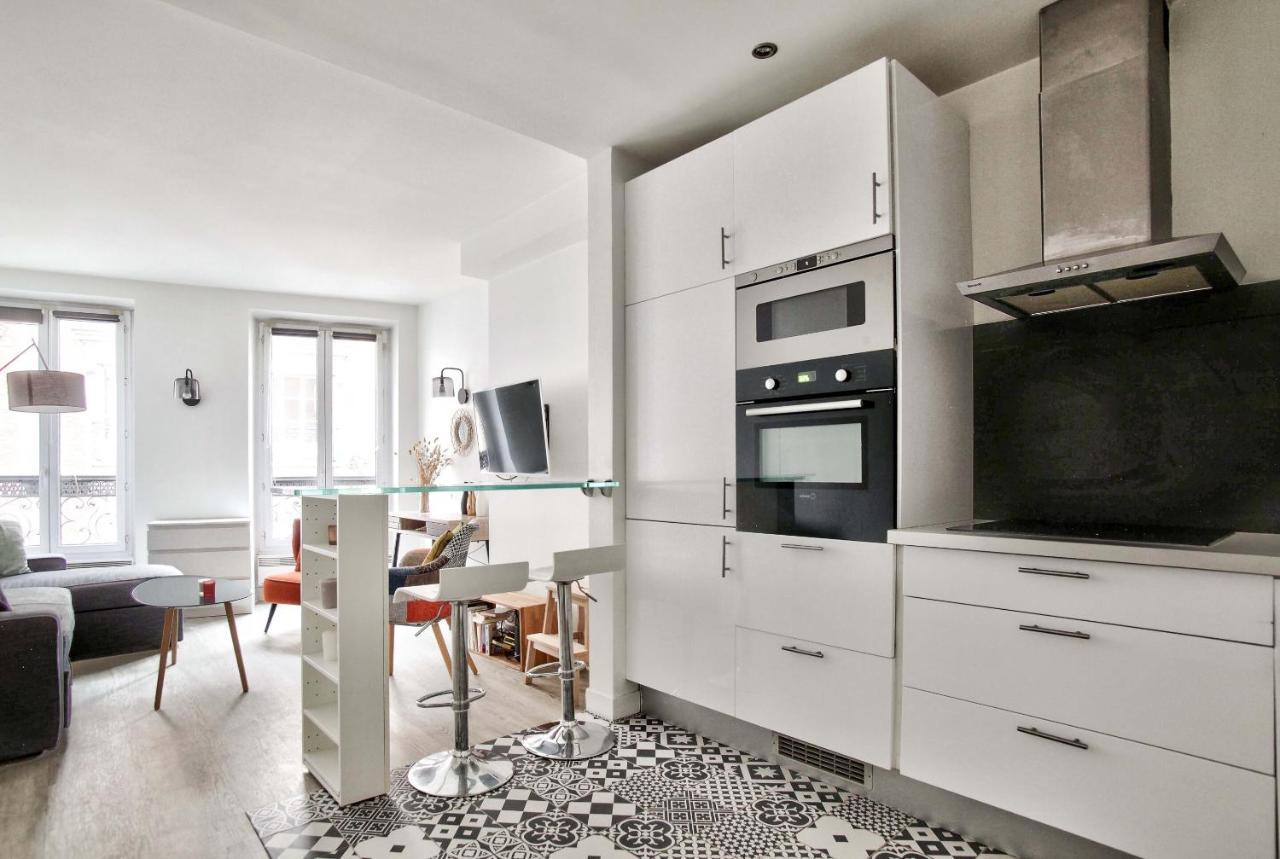 Appartement Quartier Tour Eiffel Free Netflix パリ エクステリア 写真
